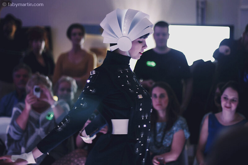 MakeFashion FashionTech Showcase: Motion-Sensitive Dress