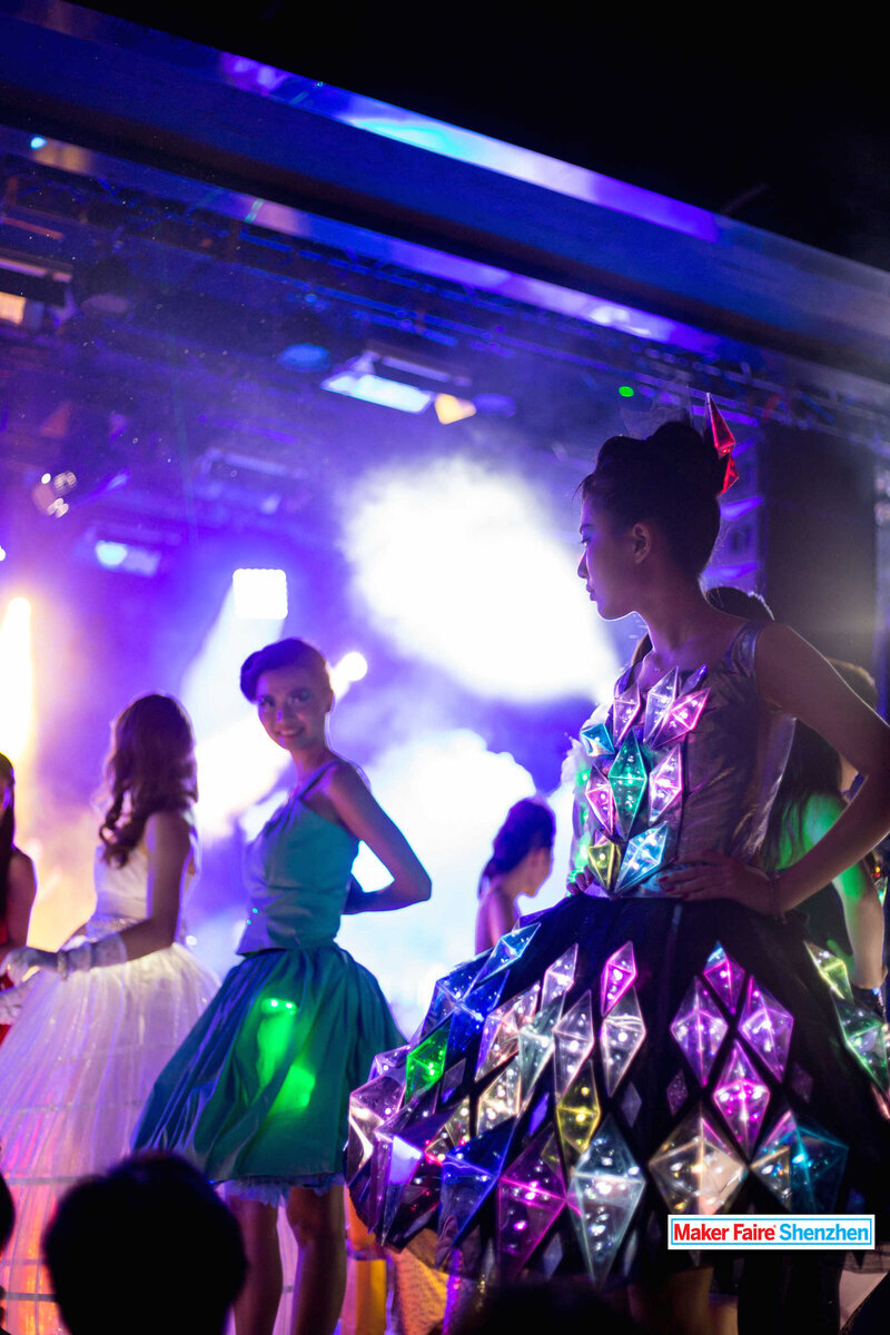 Lumen Couture Event Photo